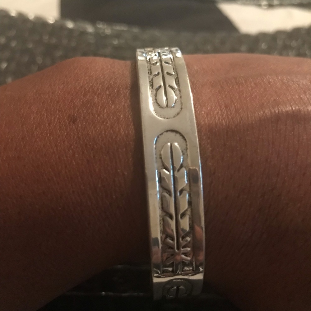 Roost Radiance Silver Bracelet!!!